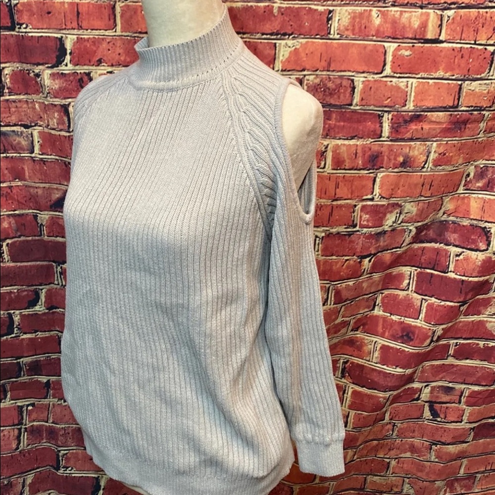 H&M sweater